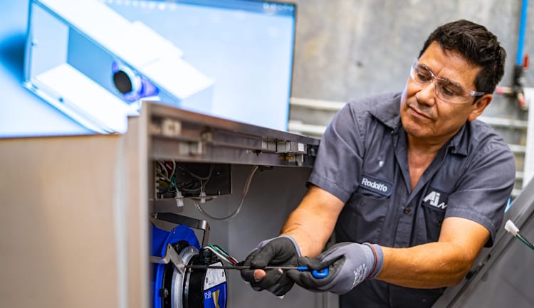 manufacturer working on FFU